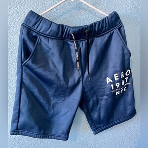 Men’s Aeropostale Jogger Shorts size L - Blue